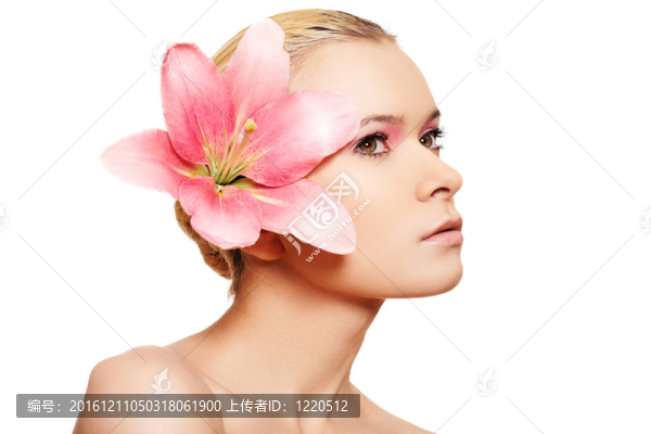 夏日SPA美女