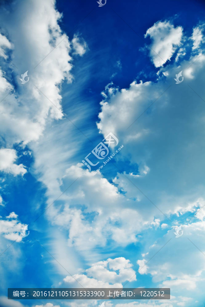 天空中的積云
