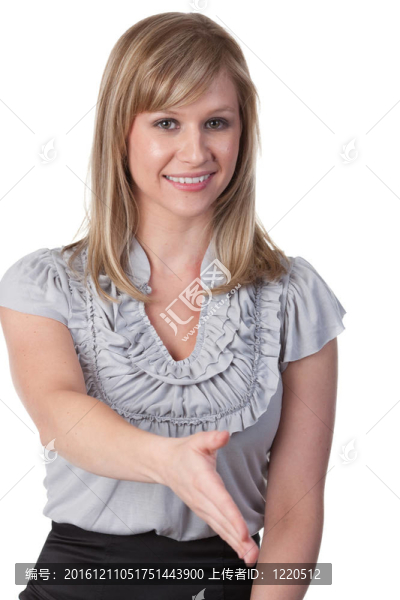 女人拉動手握手