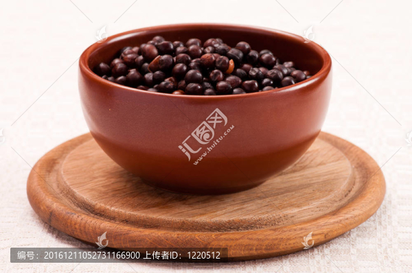 煮灰豌豆碗