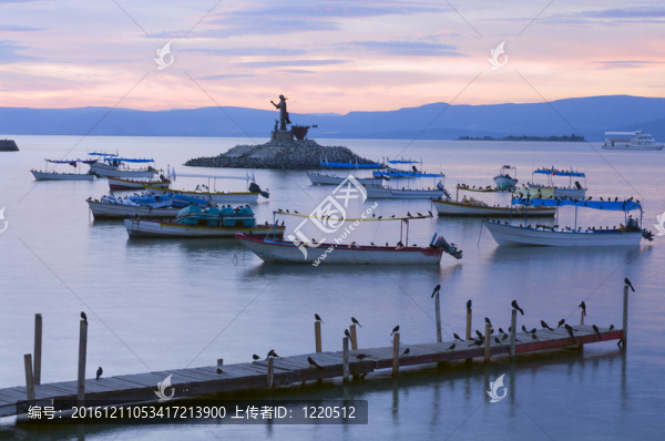 查帕拉湖島碼頭