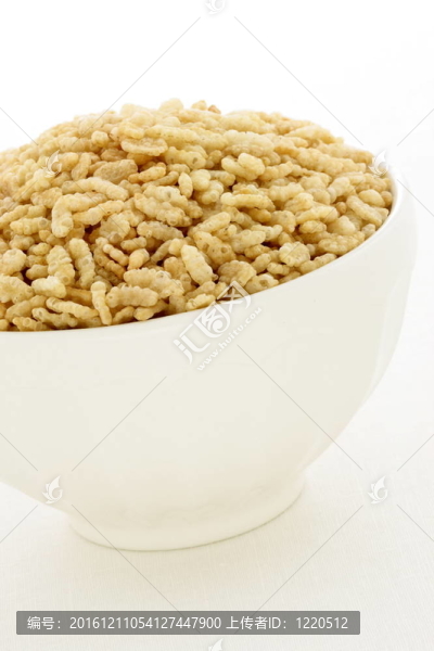 美味和健康的脆米粉