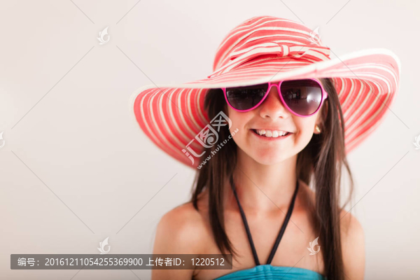 快樂的夏日女孩