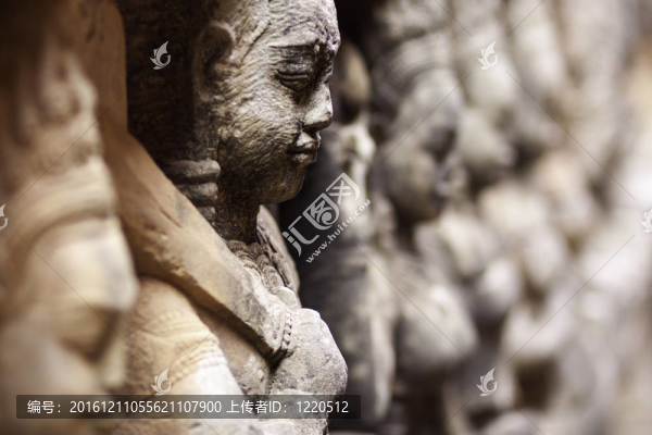 吳哥窟古代石刻。柬埔寨.