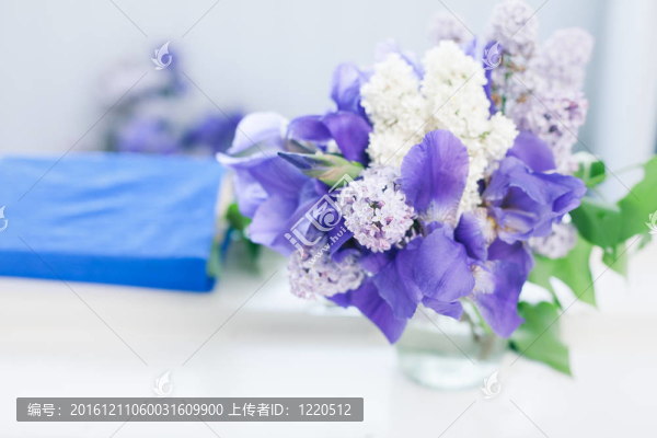 書和花束