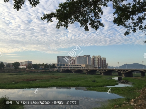 河岸風景