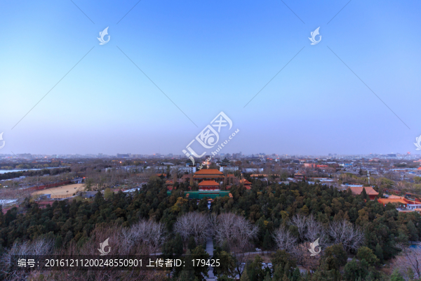 景山遠眺北京中軸線壽皇殿鼓樓