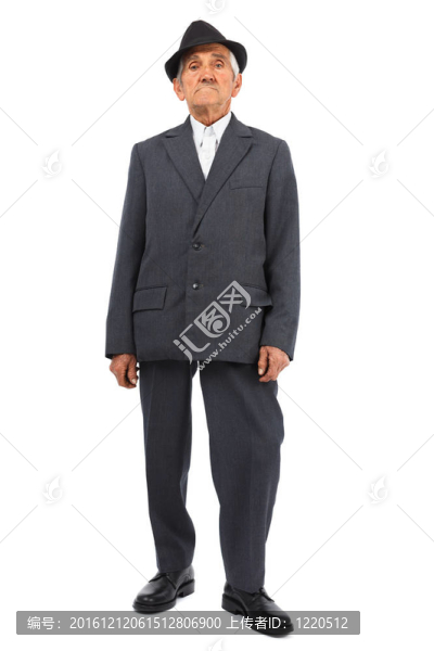 白人背景下的老人