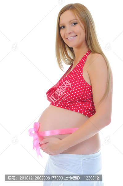 美麗的年輕孕婦