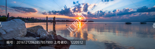 日內(nèi)瓦湖的日出