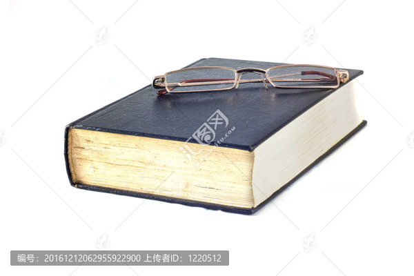 書上的眼鏡