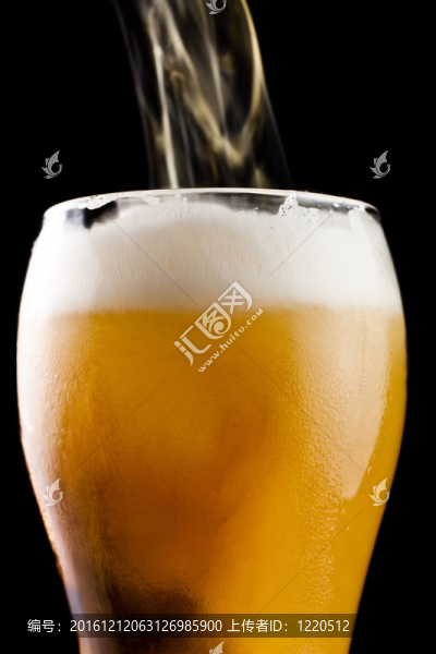 啤酒