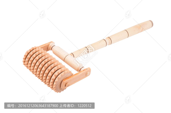 木制滾輪按摩器；孤立在白色背景
