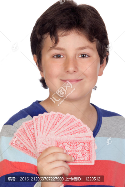 可愛的男孩打牌