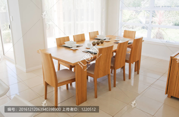 內(nèi)部
