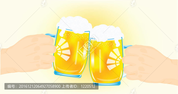 雙手用杯涼啤酒