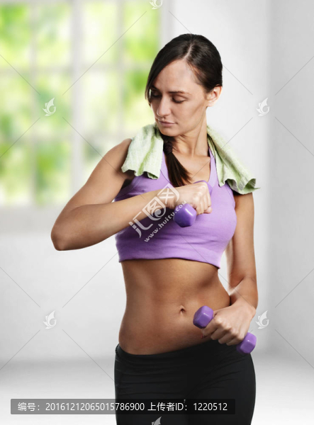 健身的女人