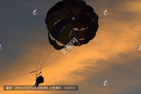度假EN,EL,CIELO