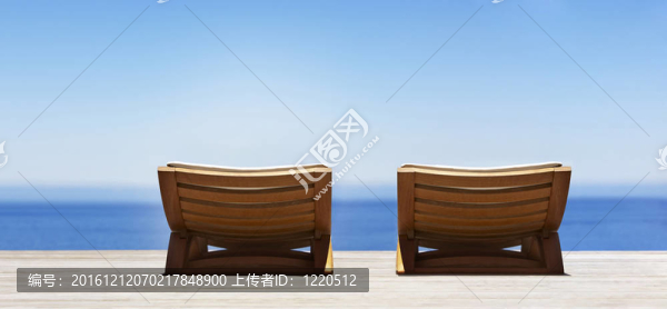 美麗的沙灘躺椅