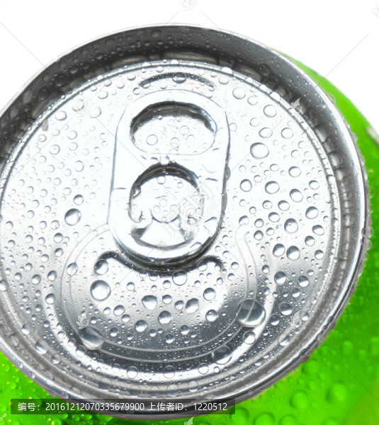帶有拉環(huán)和冷凝的蘇打罐的關(guān)閉