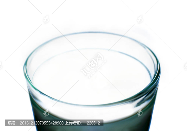 一杯牛奶