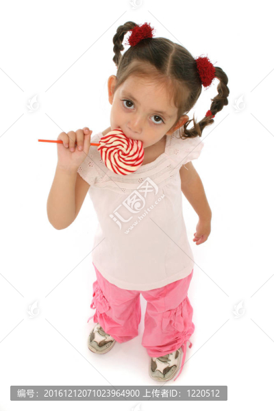 孩子拿著棒棒糖