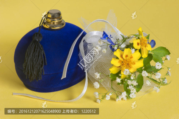 鮮花和糖果盒的布置