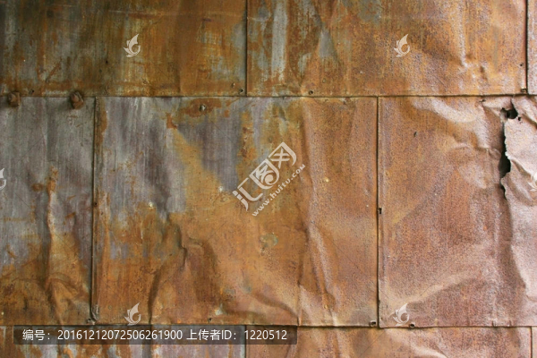 打補(bǔ)丁的老式生銹的金屬