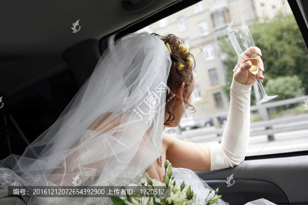 新娘的車