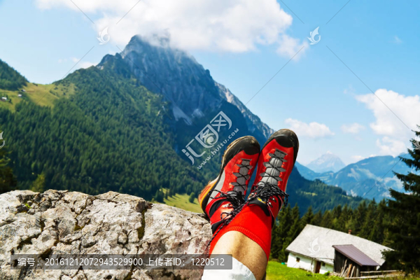 登山徒步旅行靴