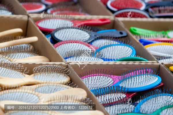 Combs。不同類型的梳子