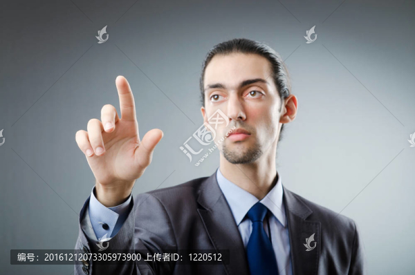 商家按下虛擬按鈕