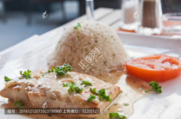 烤三文魚飯