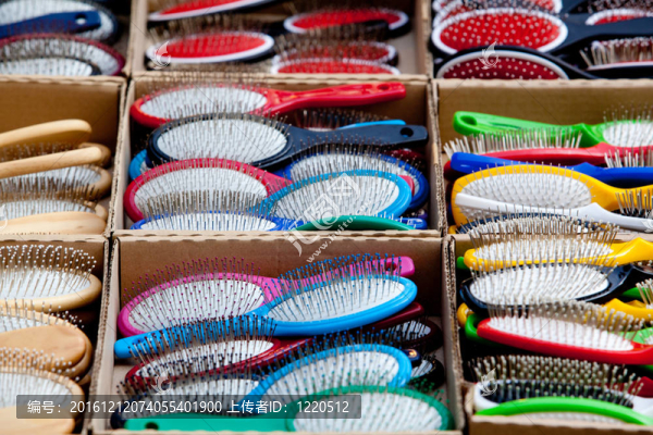 Combs。不同類型的梳子
