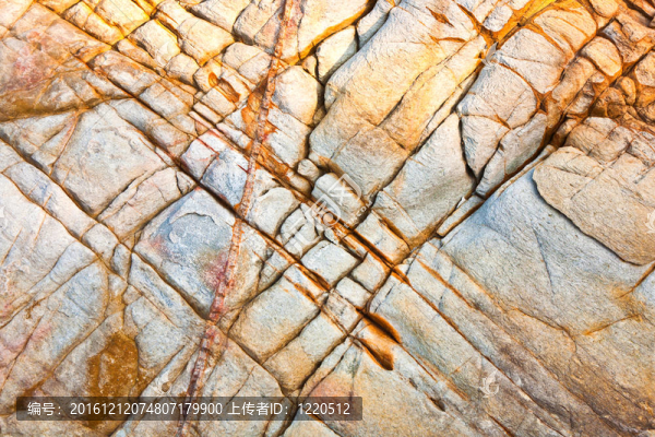 美麗的石頭在海岸