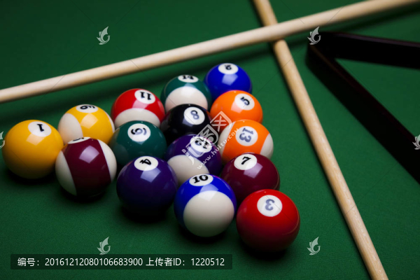 臺(tái)球池