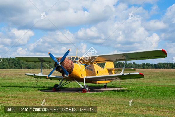 農(nóng)業(yè)飛機(jī)AN-2