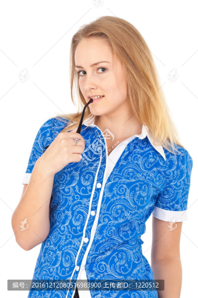 有興趣的女商人戴眼鏡