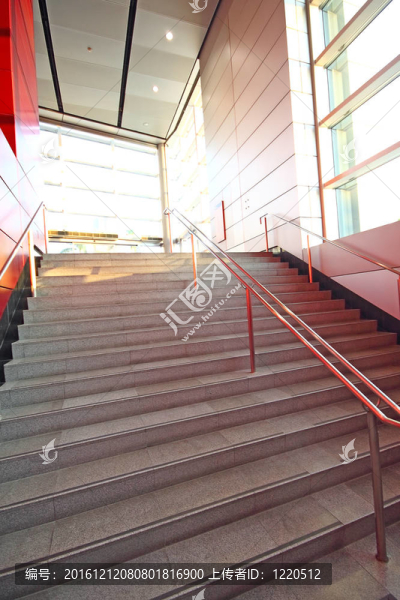 現(xiàn)代建筑與室內(nèi)紅色金屬墻
