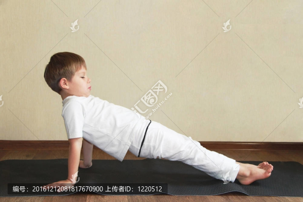 居家瑜伽