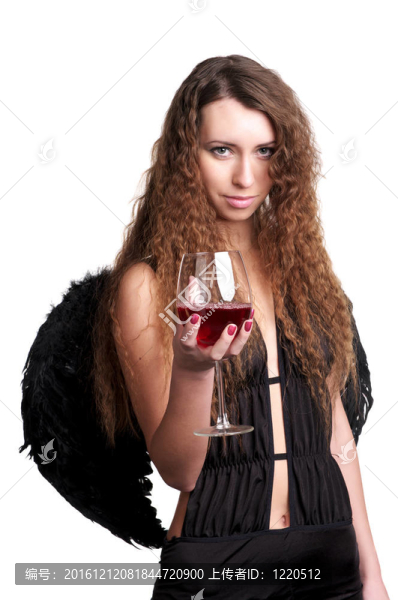 美麗的女黑色天使套裝
