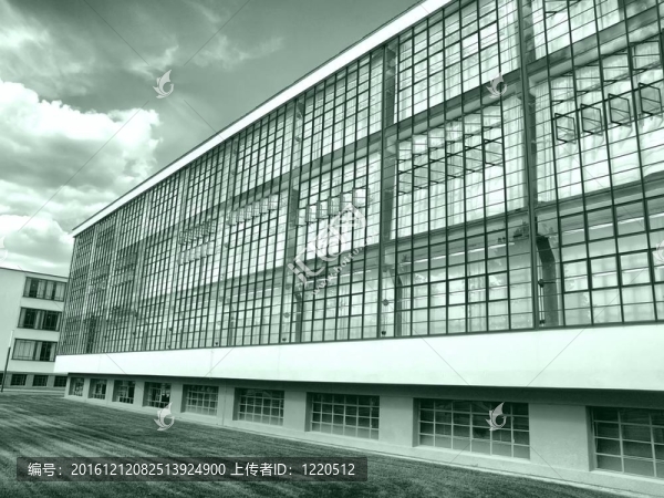 Bauhaus；德紹