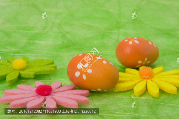 復(fù)活節(jié)的背景。復(fù)活節(jié)彩蛋和鮮花。