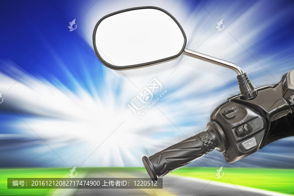 騎著我的摩托車