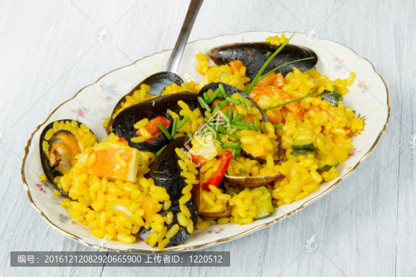 魚(yú)西班牙海鮮飯