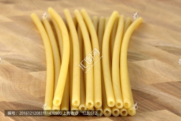 新鮮原料和wholegrain,Bucatini
