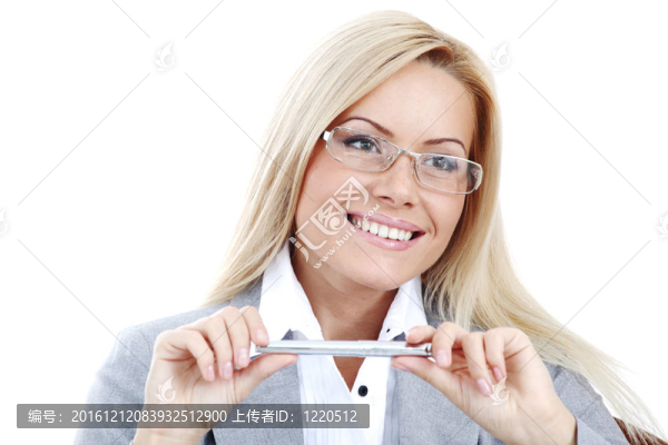 戴眼鏡的商業(yè)女性