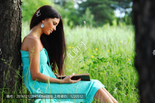 女孩的書(shū)