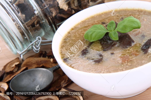 法式蘑菇湯