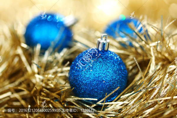 藍(lán)色的圣誕球